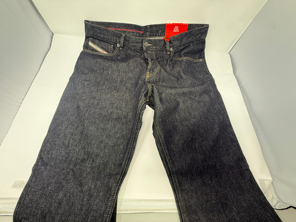 DIESEL MEN'S SLIM FIT MID WAIST STRAIGHT LEGS JEANS SIZE: 36WX30L - BLACK DENIM New