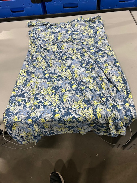 COLUMBIA WOMENS SLEEVELESS DRESS OMNI FREEZE PFG - SIZE:XL - TROPICAL FISH PRINT
