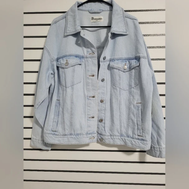 NO BOUNDARIES WOMEN OVERSIZED COTTON DENIM JACKET, SIZE M8-10 - DENIM New