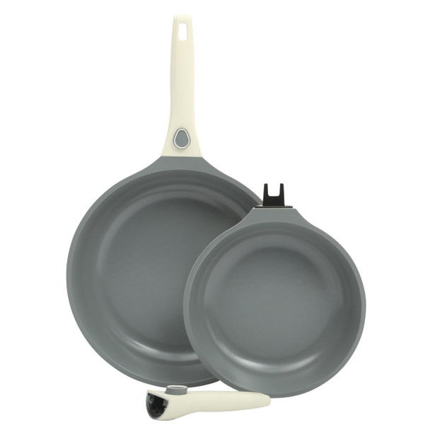 SUR LA TABLE KITCHEN ESSENTIALS CRAFT STUDIO CAST ALUMINARY SKILLET - WHITE