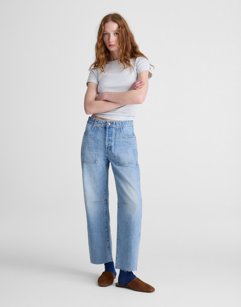FREE ASSEMBLY THE DARTED BARREL-LEG JEAN SIZE: WOMEN 4 - FADED HORIZON WASHRIGID New