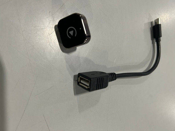 GENERIC CARPLAY ADAPTER USB A TO USB C ADAPTER - BLACK