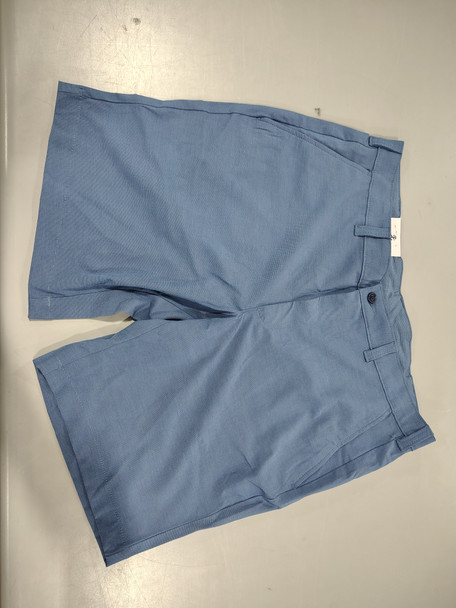 IZOD GOLF SPORTS STRAIGHT FIT SHORTS - SIZE: MEN 36 - BLUE