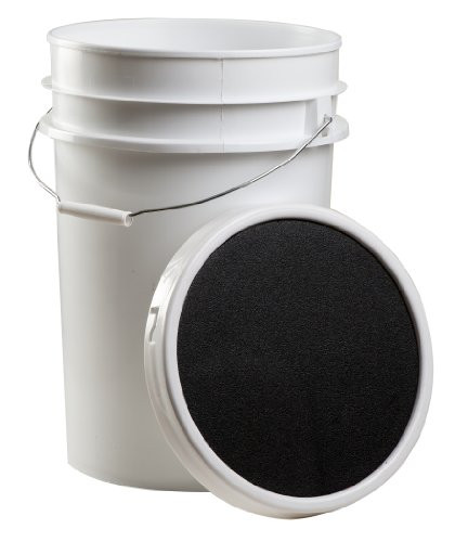 Champion Sports 6 Gallon Bucket Padded Soft Seat Lid Durable B0029VNJ7E - White New