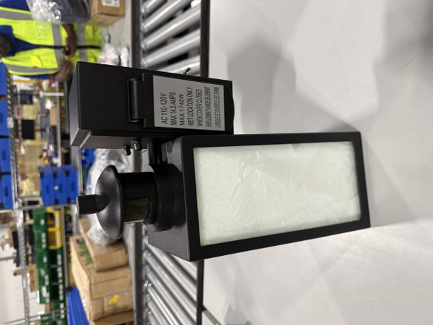 GENERIC MOTION SENSOR WITH GFCI OUTDOOR WALL LIGHT - BLACK/CLEAR GLASS