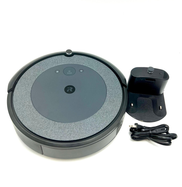 IRobot Roomba i3 EVO Wi-Fi Connected Robot Vacuum Smart Mapping I315920 - Black