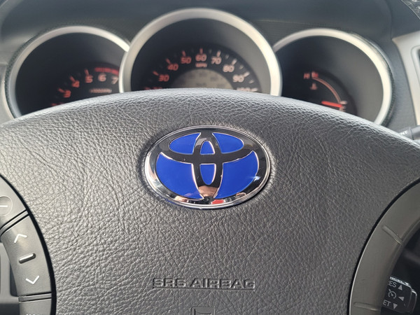 Tuner Image Steering Wheel Emblem for Toyota "T" Logo - Blue