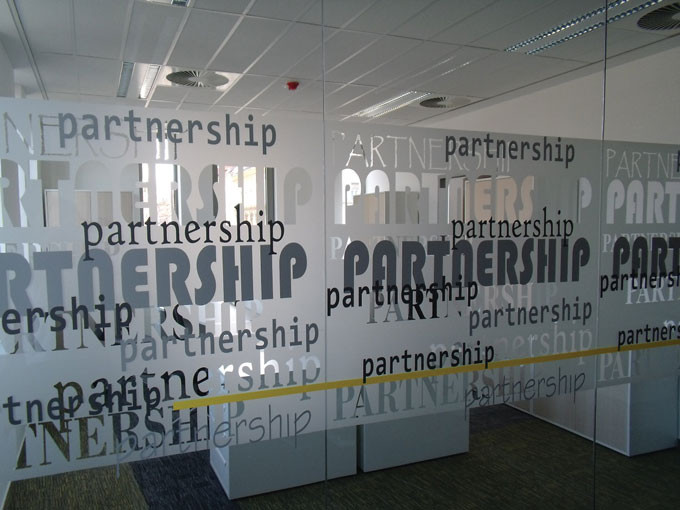 Clear Vinyl with white + CMYK Print