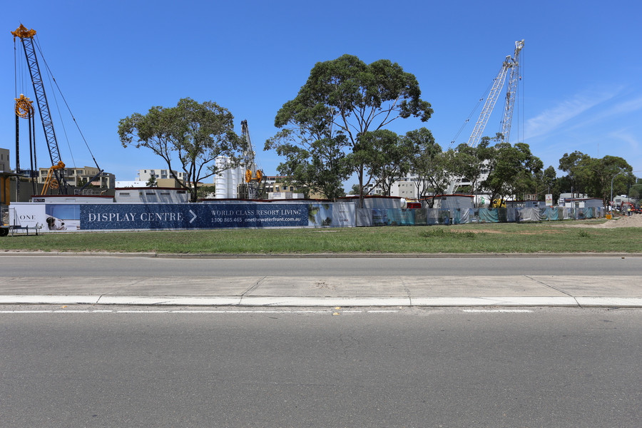 Trade Construction Hole Banner