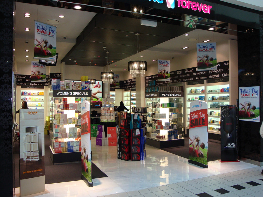 Bow Aluminium Poster Hanger