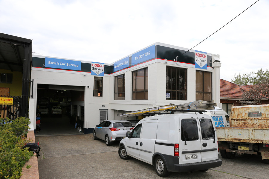 Bosch Building Signage