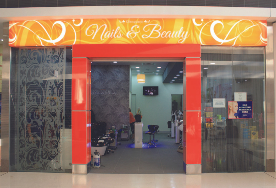 Nail & Beauty Shop Frosted Pattern Cut-Out