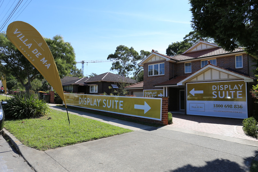 Outdoor Display Suite Signage