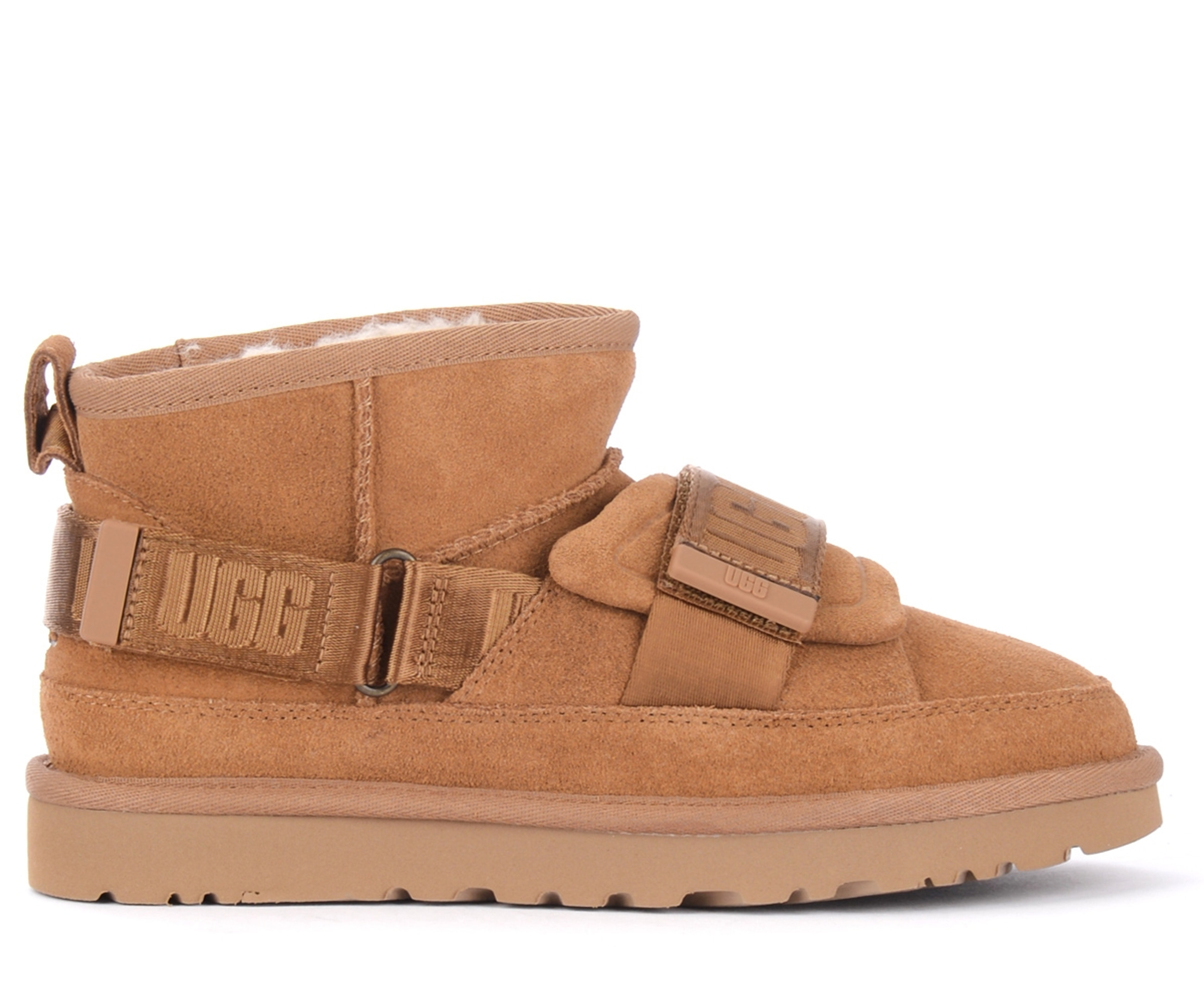 Botín UGG Ultra Mini Hybrid en piel de color