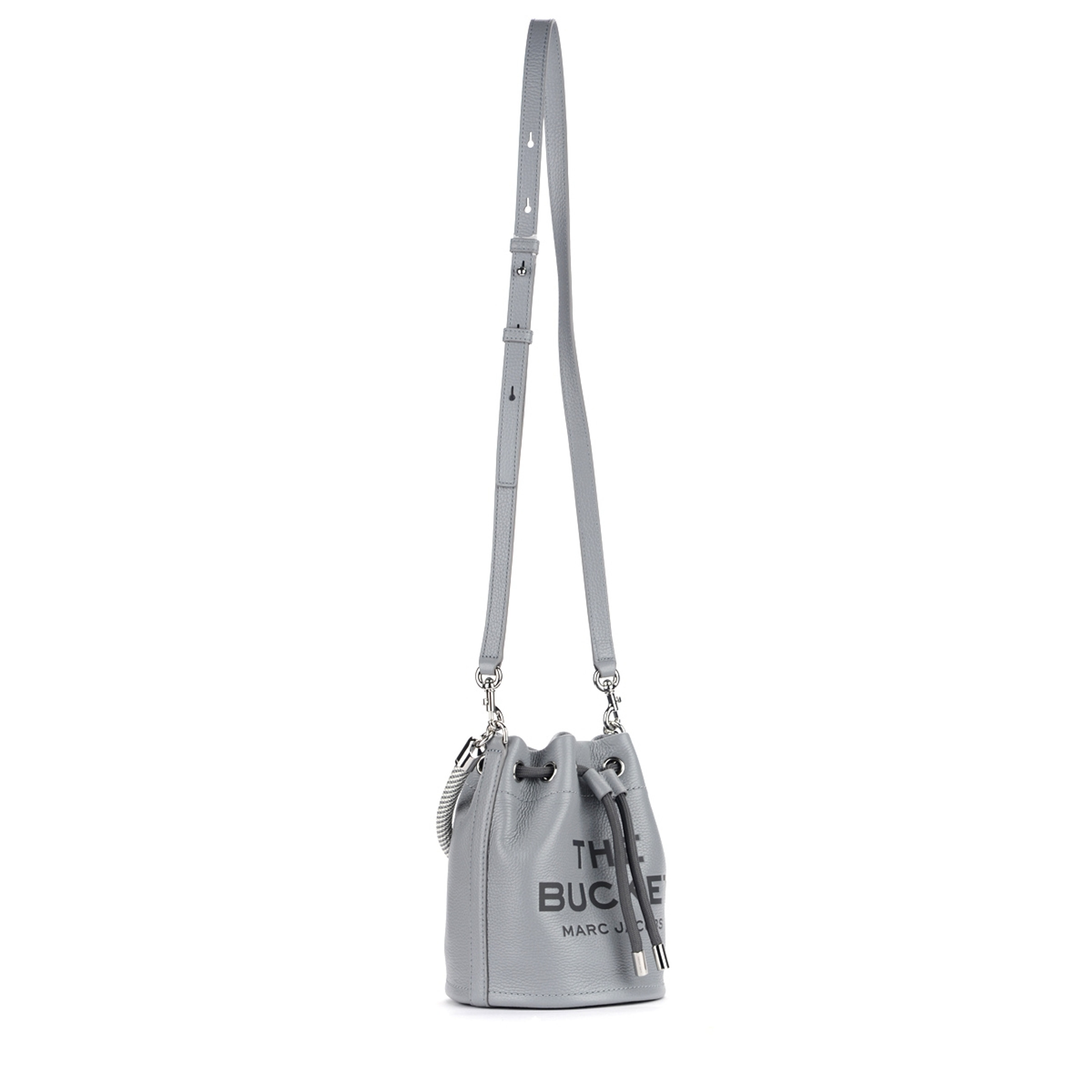 ★TOUT Y EST★ Half Leather Bucket Bag Earth 5443016642 The Marc Jacobs The Leather Bucket Bag in gray leather | H
