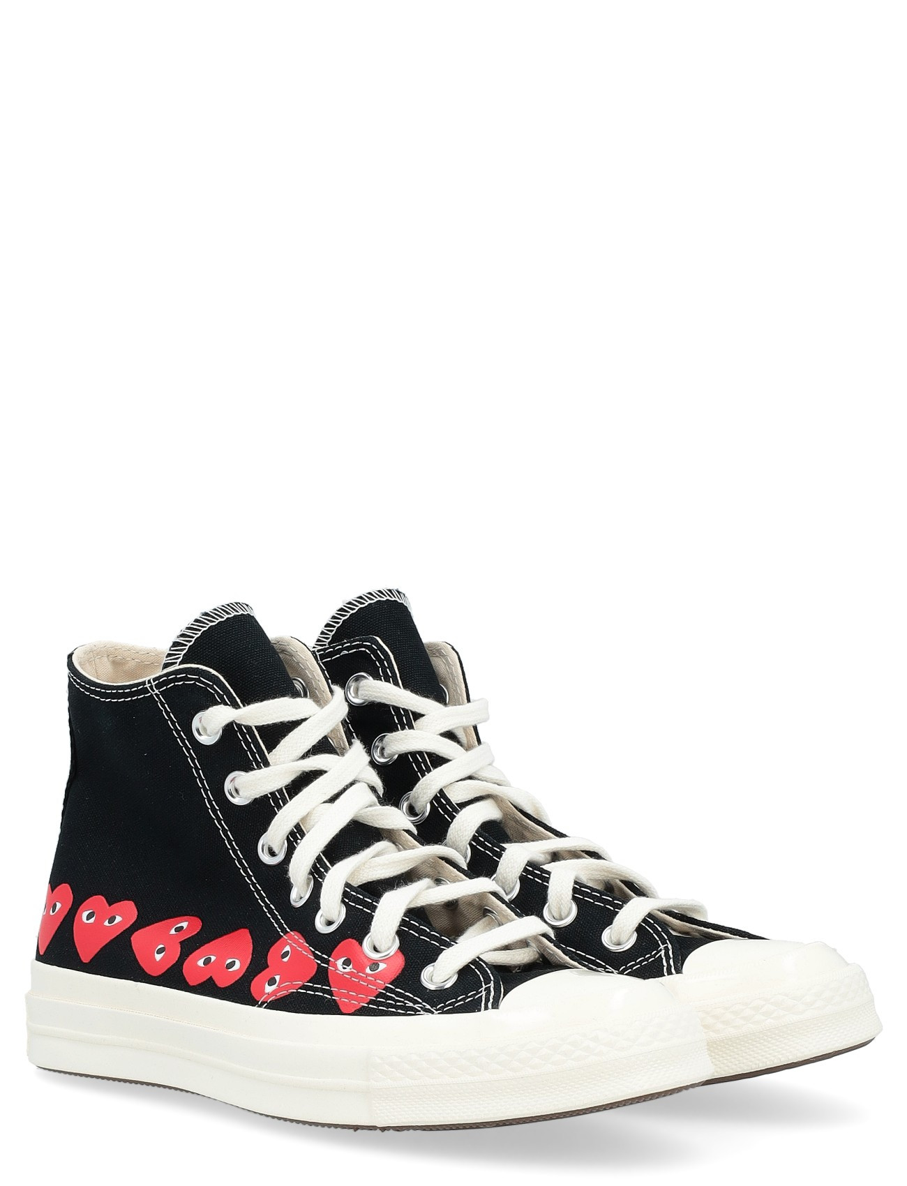 Sneaker alta Comme des Garçons Play x Converse nera con cuori rossi