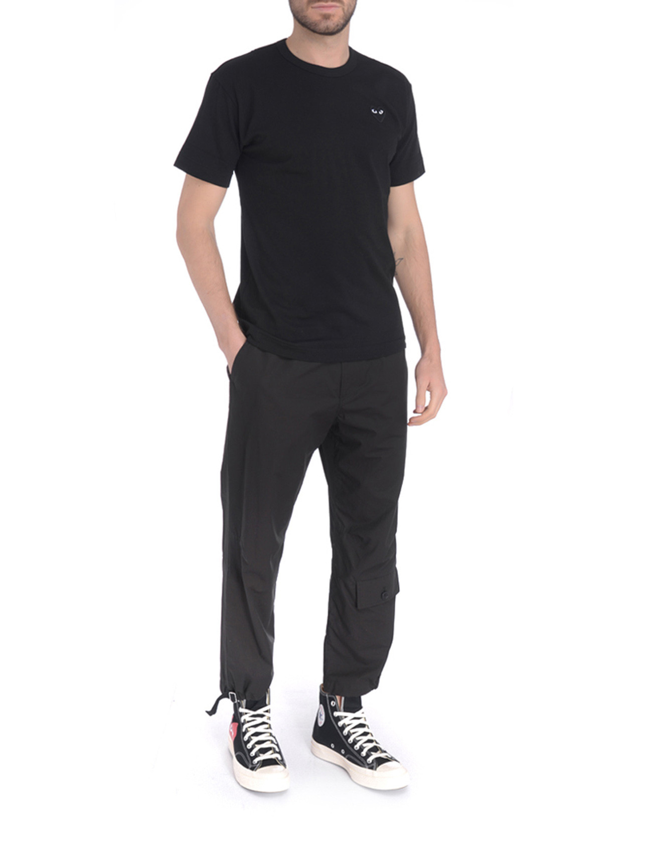 Black Comme Des Garçons Play T-shirt with a black heart patch