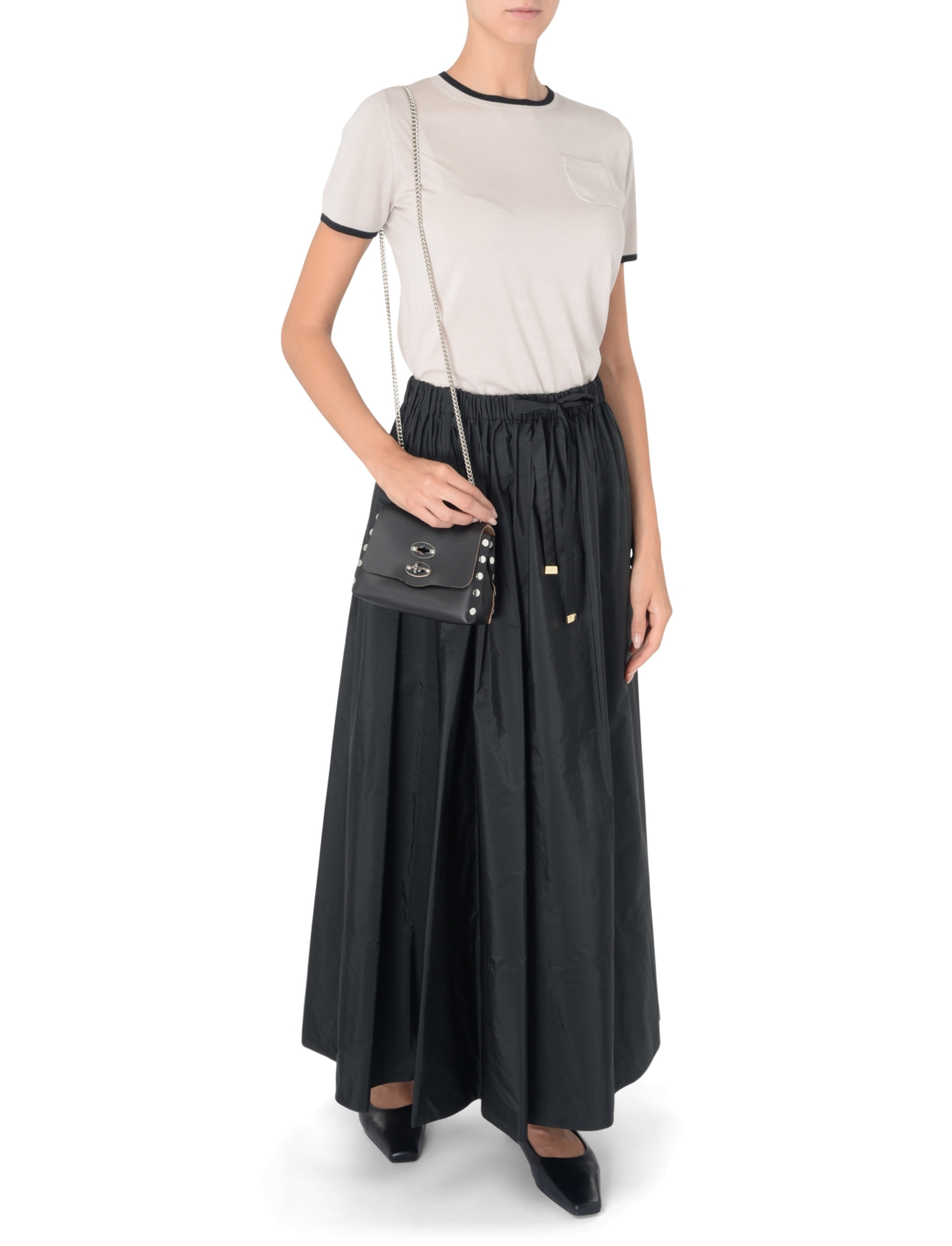 Skirt 'S Max Mara in black taffeta Skirt 'S Max Mara in black taffeta