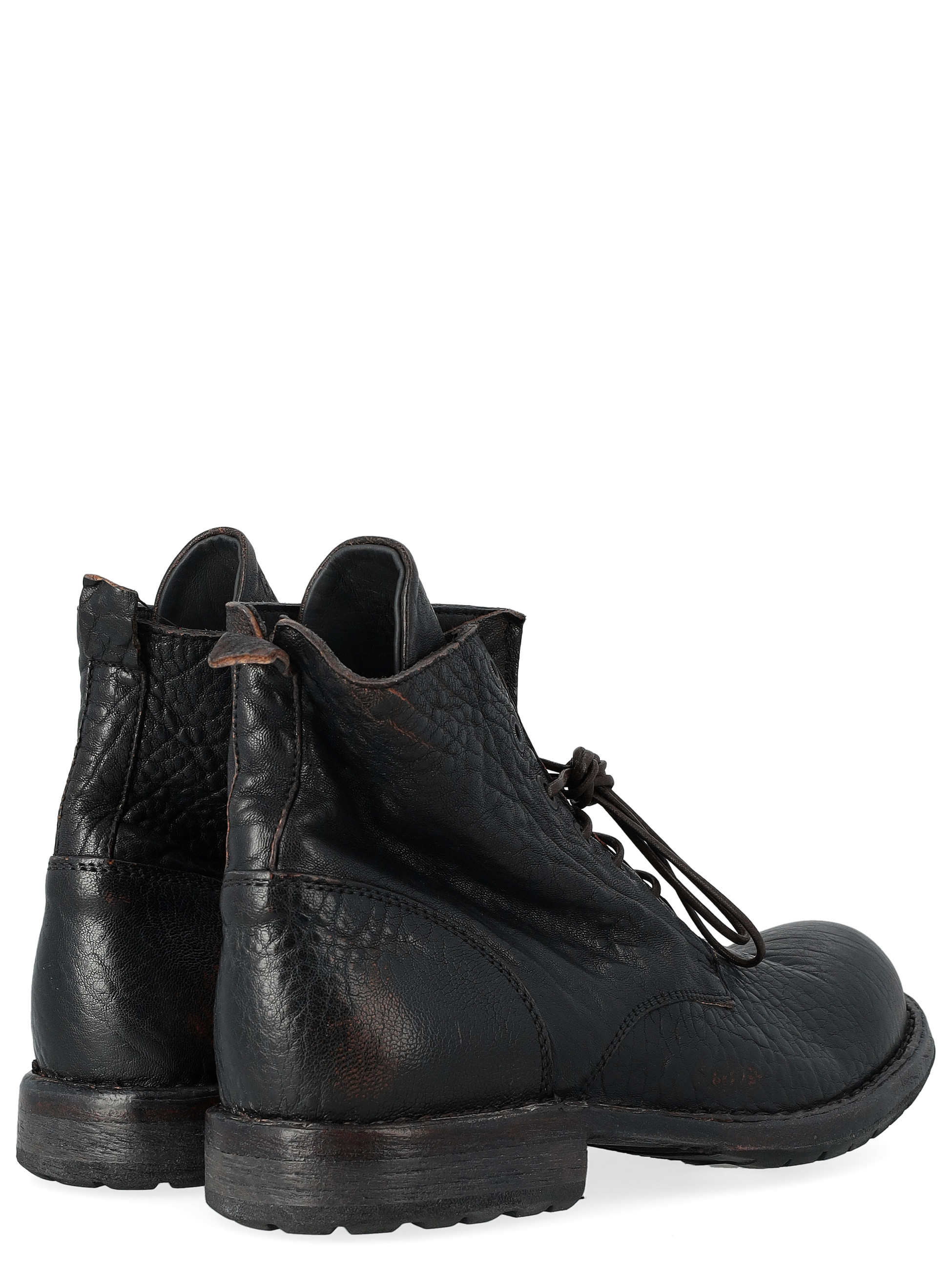 Moma Ankle Boots in Black Distressed Leather | H-Brands display picture 2