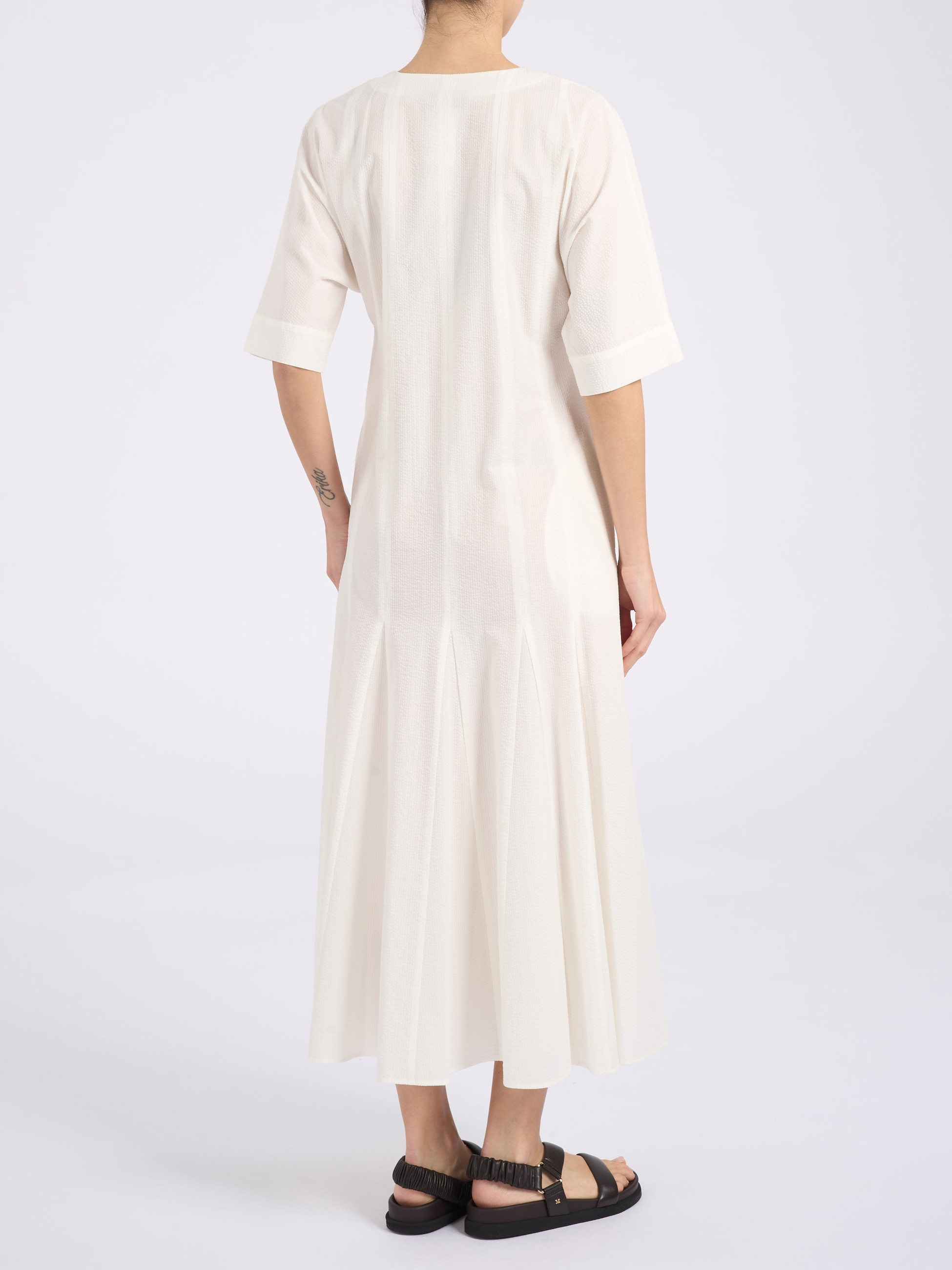 max mara white cotton dress Weekend By Max Mara DIRCE White Cotton Poplin Dress 2415221182 Col 033 Izzi of Baslow