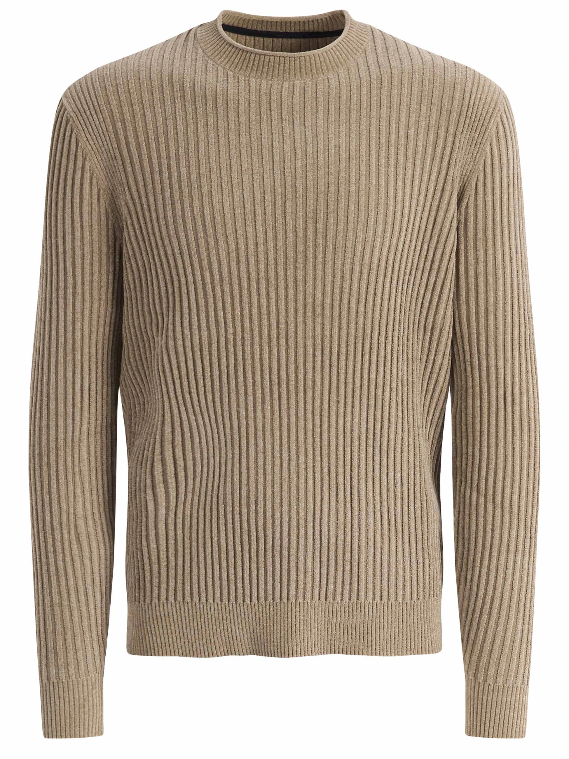 velvet rave round knit 1