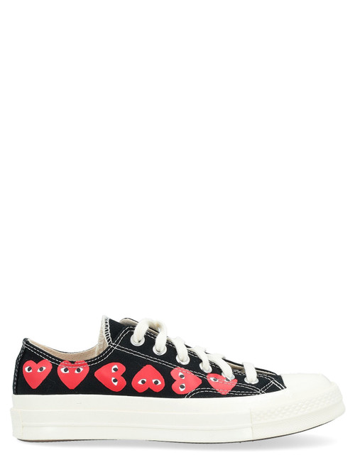 Sneaker bassa Comme des Garçons Play x Converse nera con cuori rossi