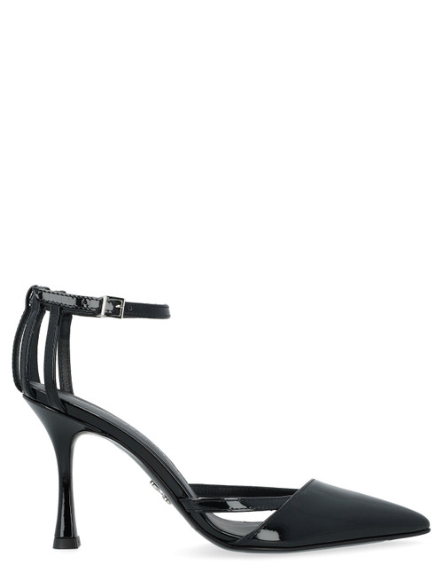 Decolleté Sergio Levantesi Dea in black patent leather