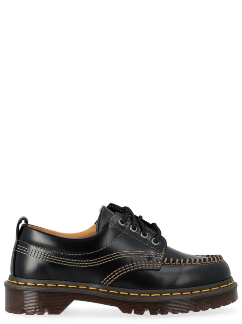 Stringata Dr. Martens Lowell in pelle nera