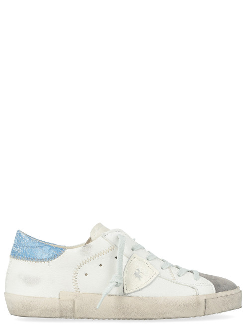 Sneaker Philippe Model aus weißem und hellblauem Leder