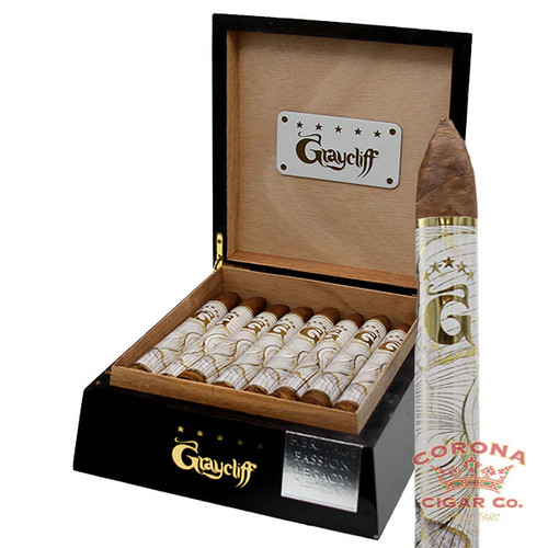 Graycliff Crystal Uncut Pirate (7 x 52)