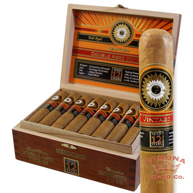 Perdomo Double Aged 12yr Vintage Connecticut Robusto