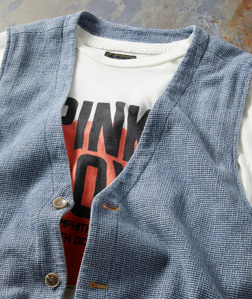 Function At The Junction, men's casual outfit with a graphic T-shirt under a blue textured blazer.