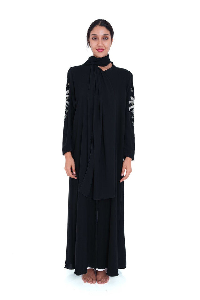 Elegant Black Abaya with Exquisite Sleeve Embroidery