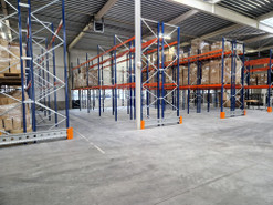 Hoeveel afstand tussen stellingen? Ruimte tussen Palletstelling, Grootvakstellingen en meer