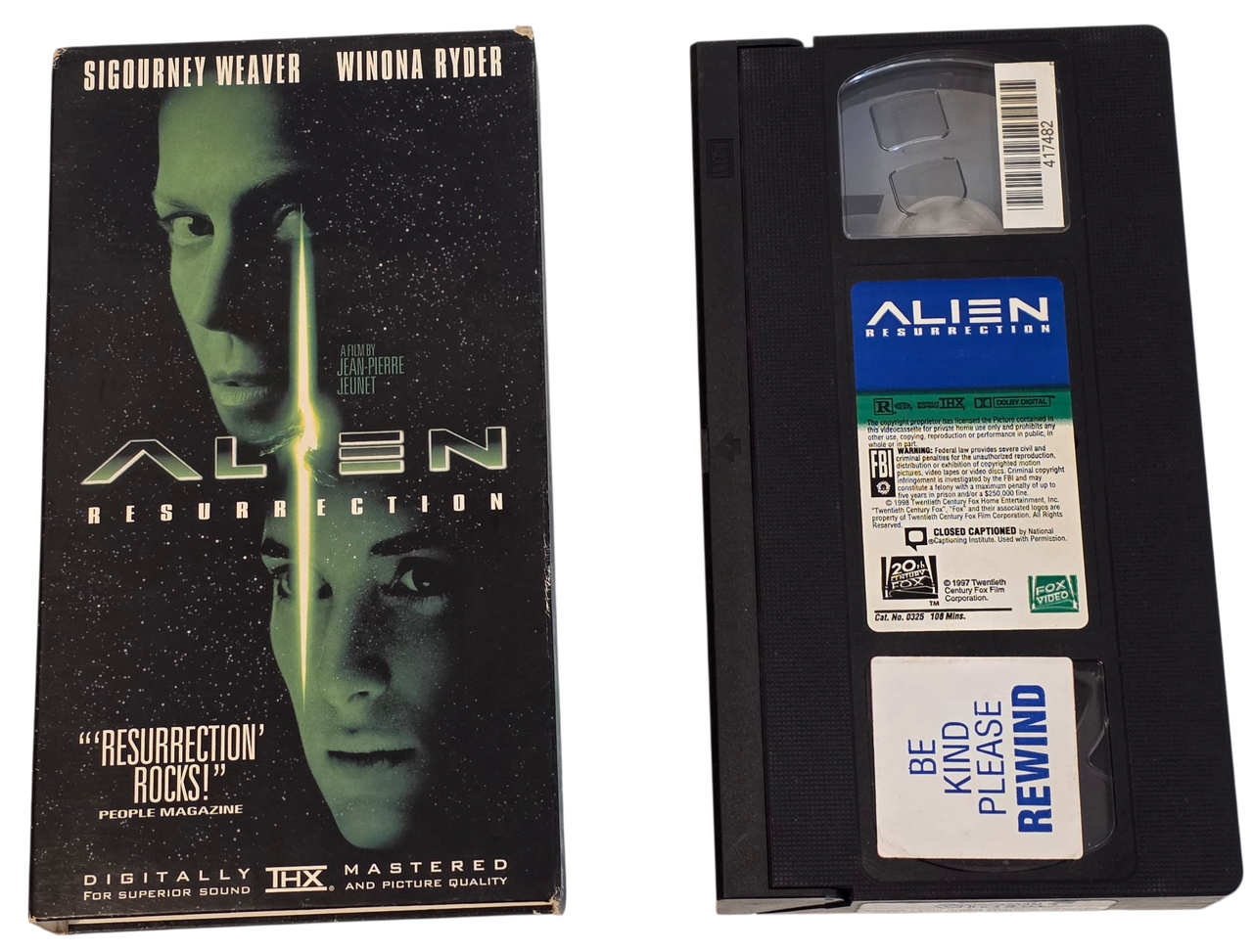 Alien Resurrection VHS Movie Stars Sigourney Weaver Winona Ryder