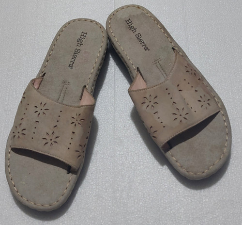 main picture of the sandals