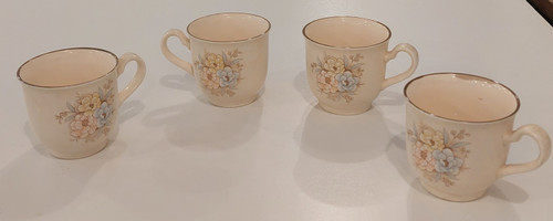 main photo showing all 4 cups main photo showing all 4 cups