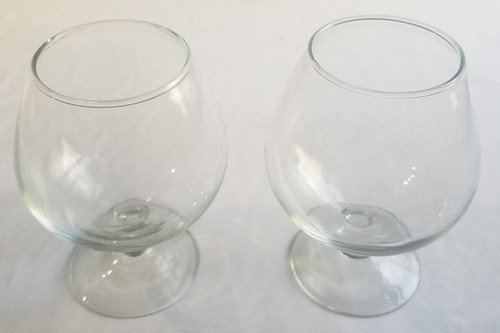 Pair of large water goblet or wine Glass