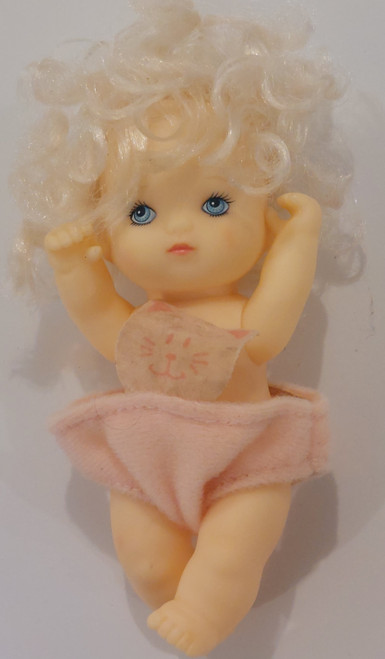 Love A Bye Circa Late 1980s Vintage Baby Doll Cute Blonde Hair Love A Bye Circa Late 1980s Vintage Baby Doll Cute Blonde Hair