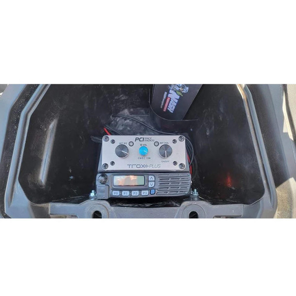 PCI Race Radios Universal Flat Mount Bracket  UTVS0079013