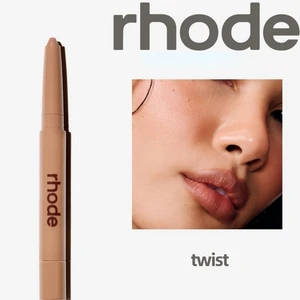 rhode - TWIST peptide lip shape