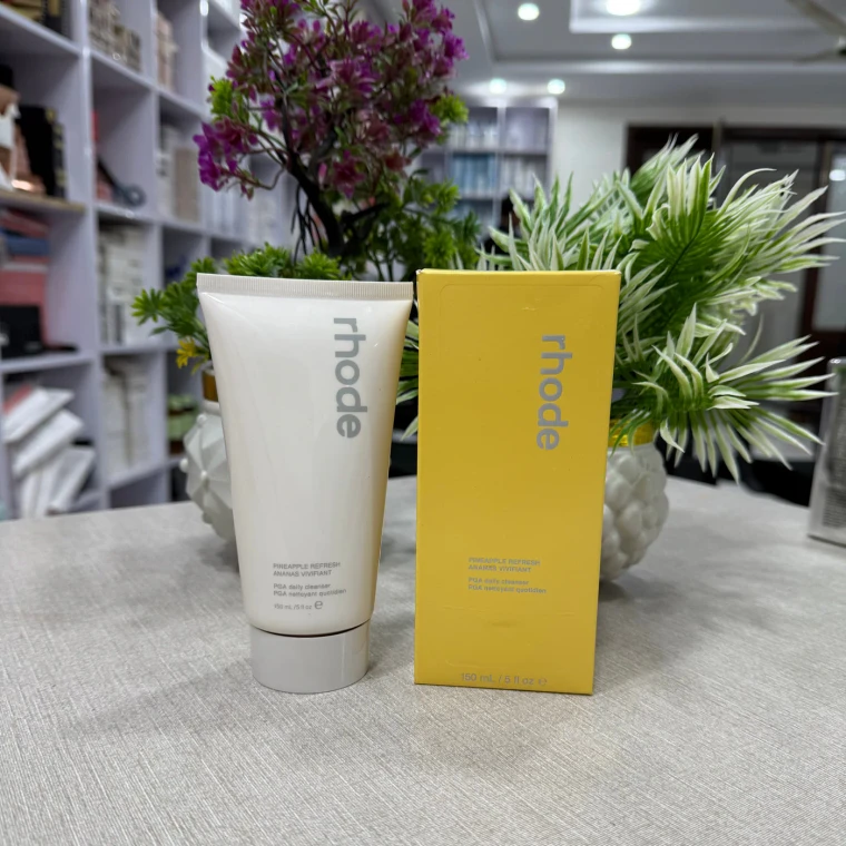 rhode -  PINAPPLE REFRESH CLEANSER (150ml)