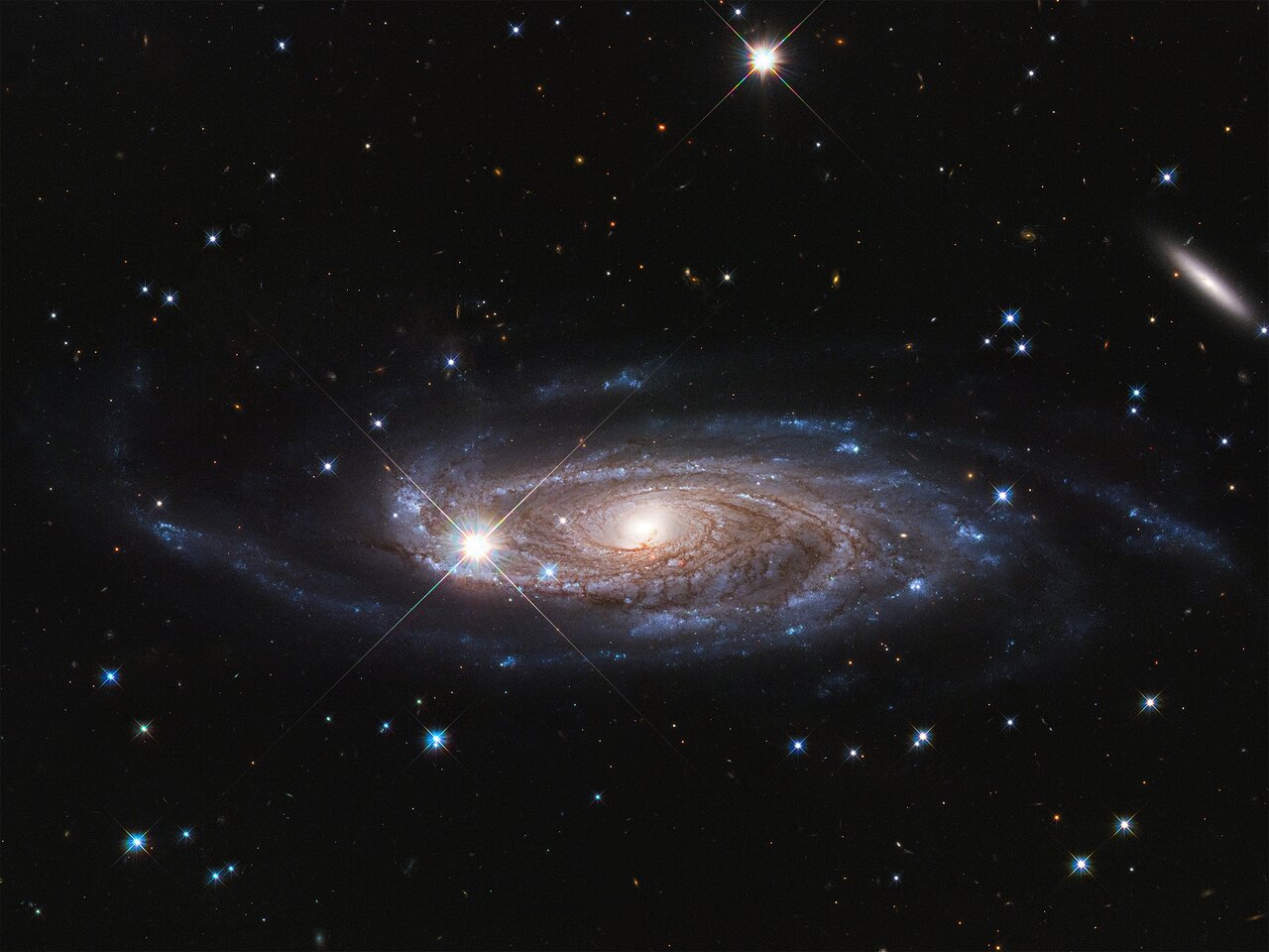 galaxy-ugc2558-hubbl4.jpg Galaxy!