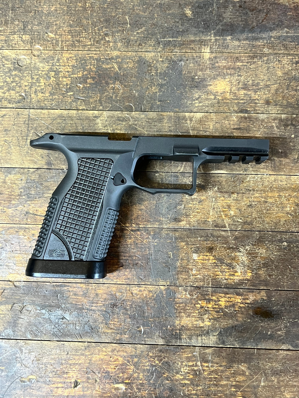 ECM Precision R11 P365 Macro Grip Module