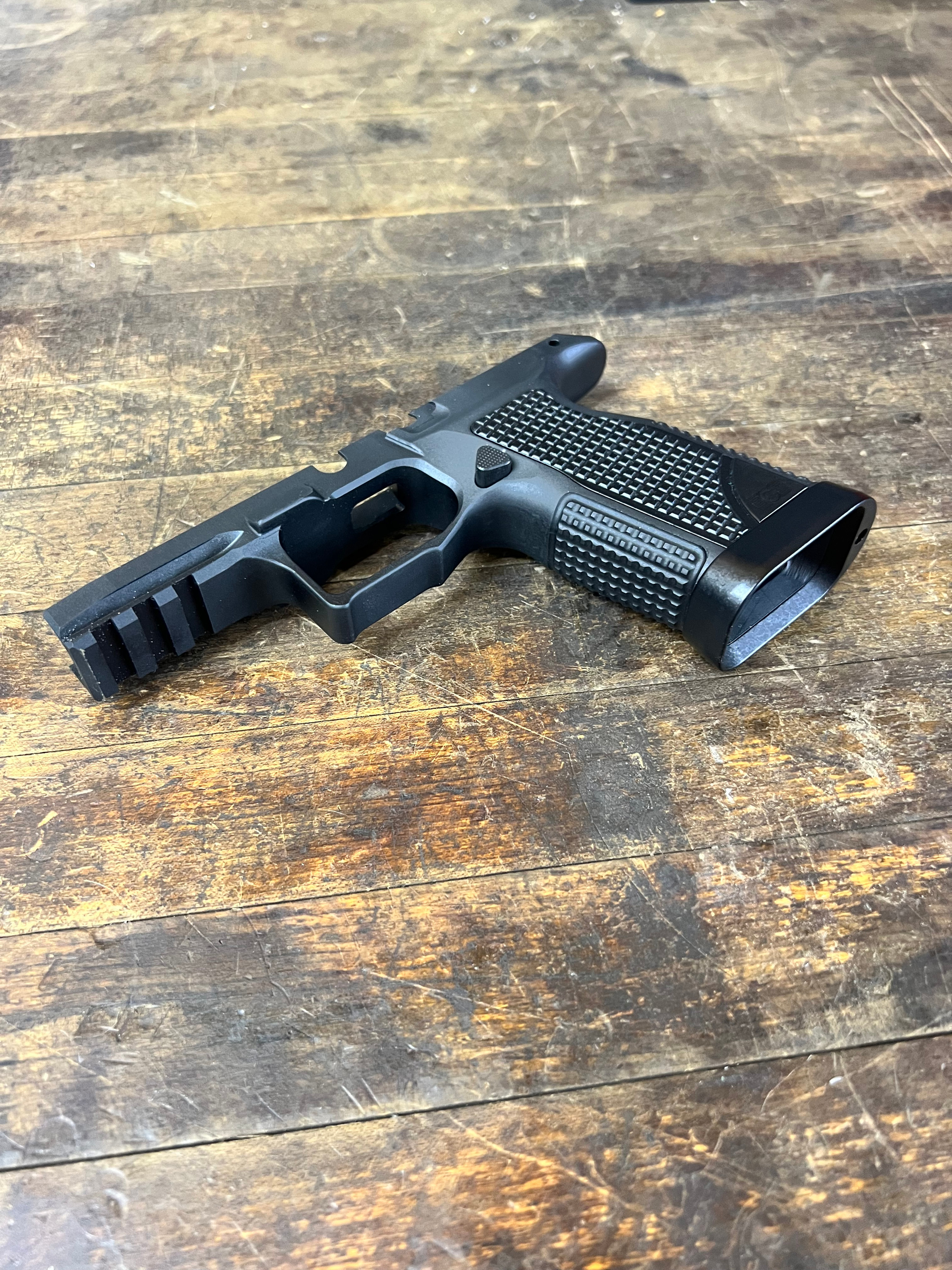 ECM Precision R11 P365 Macro Grip Module