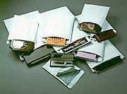 Sealed Air Jiffy Tuffguard White Vinyl Bubble Mailers, Bubble Envelopes