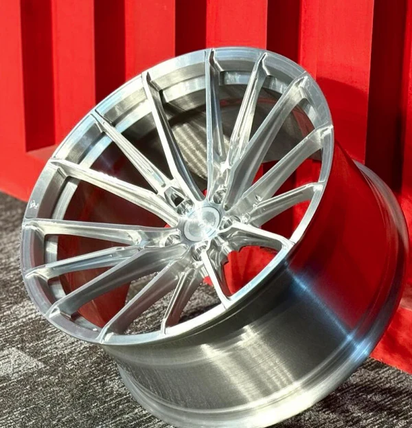 RM Forged RM-17 1Pc Forged Wheel