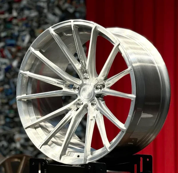RM Forged RM-17 1Pc Forged Wheel