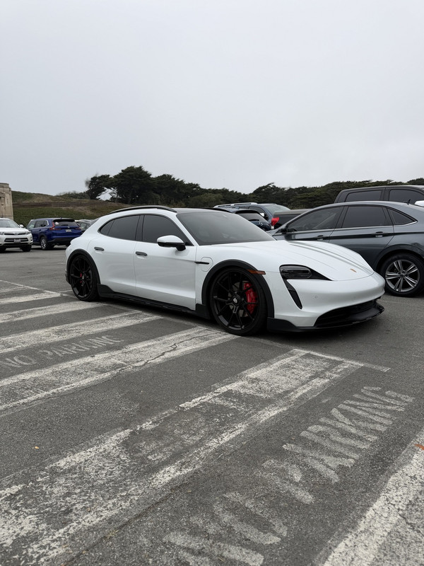 RM FORGED CL15 Forged 1PC Center Lock Design Wheel