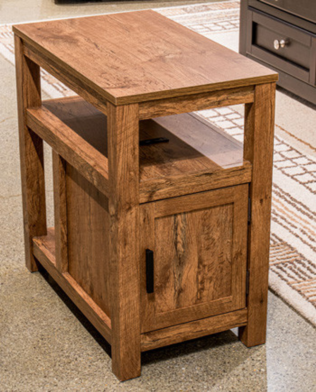 End and Side Tables